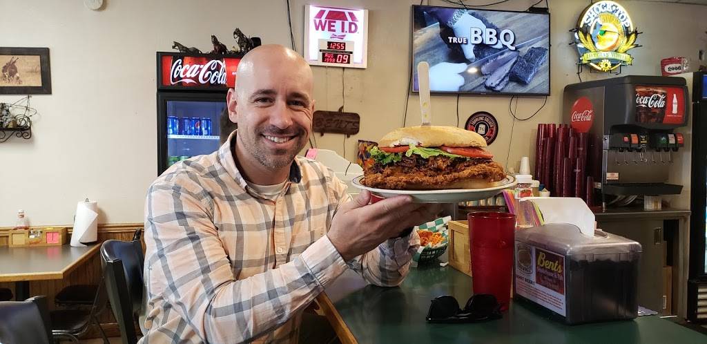 Bents Smokehouse & Pub | restaurant | 100 Main St, Westgate, IA 50681, USA | 5635788000 OR +1 563-578-8000