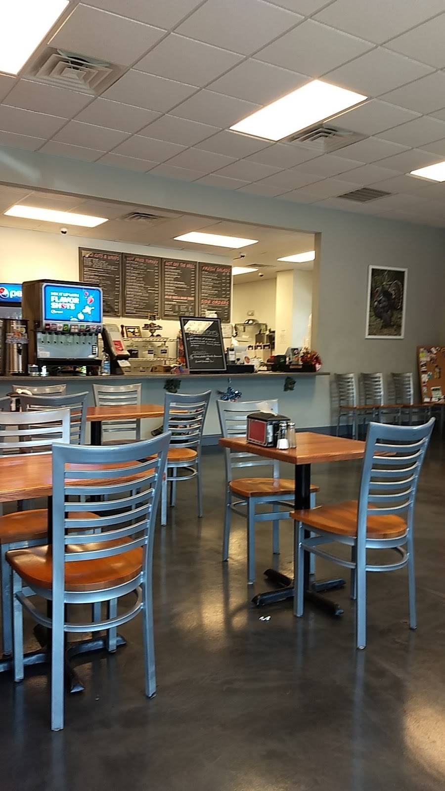 The Fried Turkey Sandwich Shop | restaurant | 2318 Paintersmill Dr, Fayetteville, NC 28304, USA | 9104252755 OR +1 910-425-2755