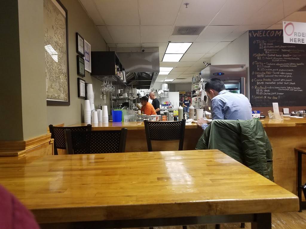 Los Dos Mexican Cuisine | restaurant | 2251 Maple Ave, Downers Grove, IL 60515, USA | 6302978337 OR +1 630-297-8337