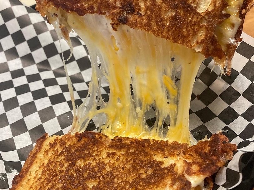 Grillagans Island | restaurant | 6232 State Hwy 20, Lucerne, CA 95458, USA | 7074619925 OR +1 707-461-9925