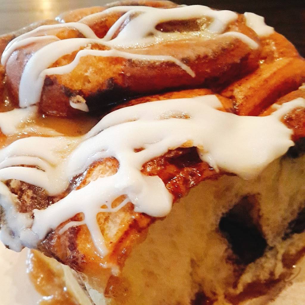 Gastons Tavern | meal takeaway | Magic Kingdom Dr, Orlando, FL 32836, USA | 4079395277 OR +1 407-939-5277