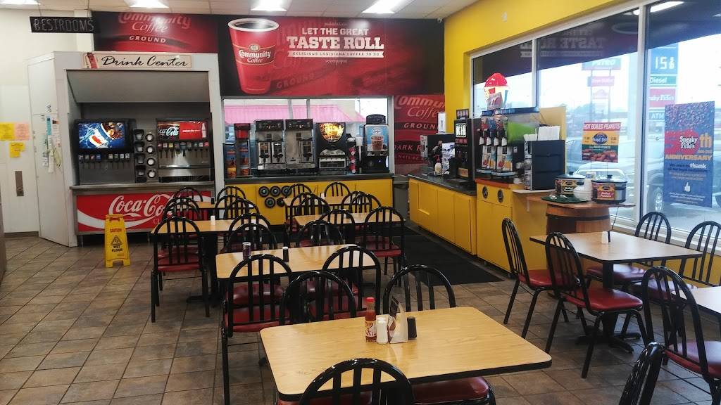 Sneaky Petes Hot Dogs | restaurant | 281 AL-69, Hanceville, AL 35077, USA | 2562870977 OR +1 256-287-0977