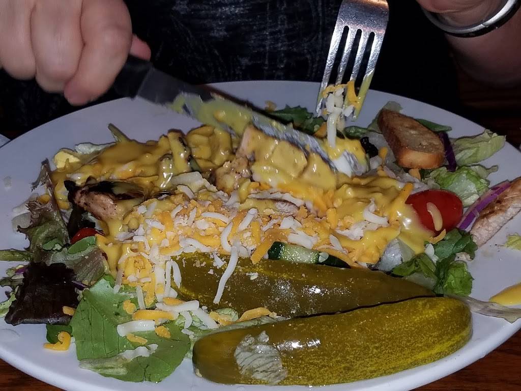 Mallards Restaurant | restaurant | 19720 E Main St, Huntingdon, TN 38344, USA | 7319860400 OR +1 731-986-0400