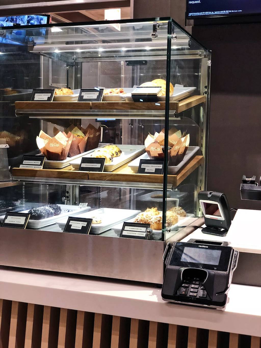 McDonalds | cafe | 114 Delancey St, New York, NY 10002, USA | 2125299770 OR +1 212-529-9770