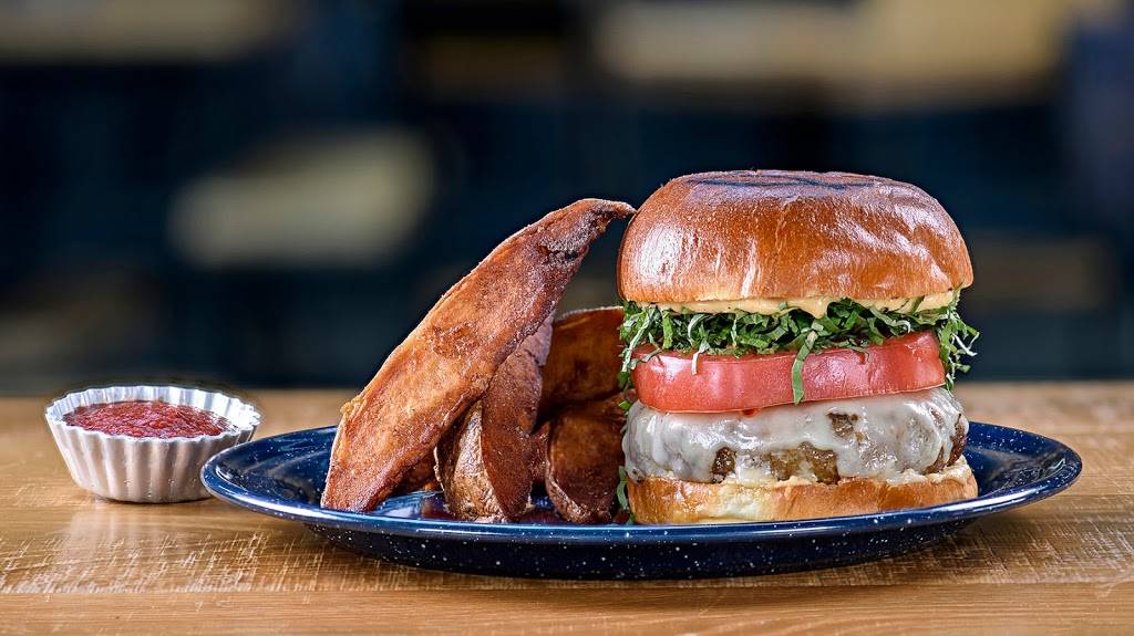 Whiskey Kitchen | restaurant | 201 W Martin St, Raleigh, NC 27601, USA | 9198033181 OR +1 919-803-3181