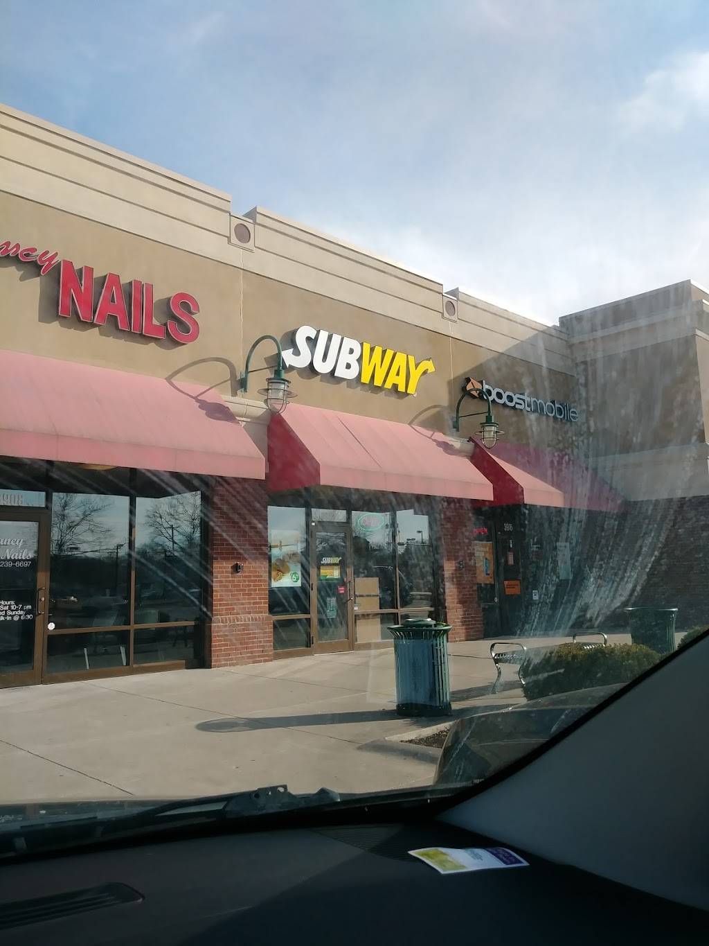 Subway | restaurant | 3912 E Broad St, Columbus, OH 43213, USA | 6142377877 OR +1 614-237-7877