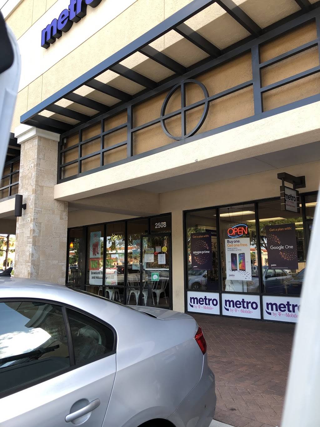 Tropical Smoothie Cafe | restaurant | 2508 PGA Boulevard, Palm Beach Gardens, FL 33410, USA | 5616260412 OR +1 561-626-0412