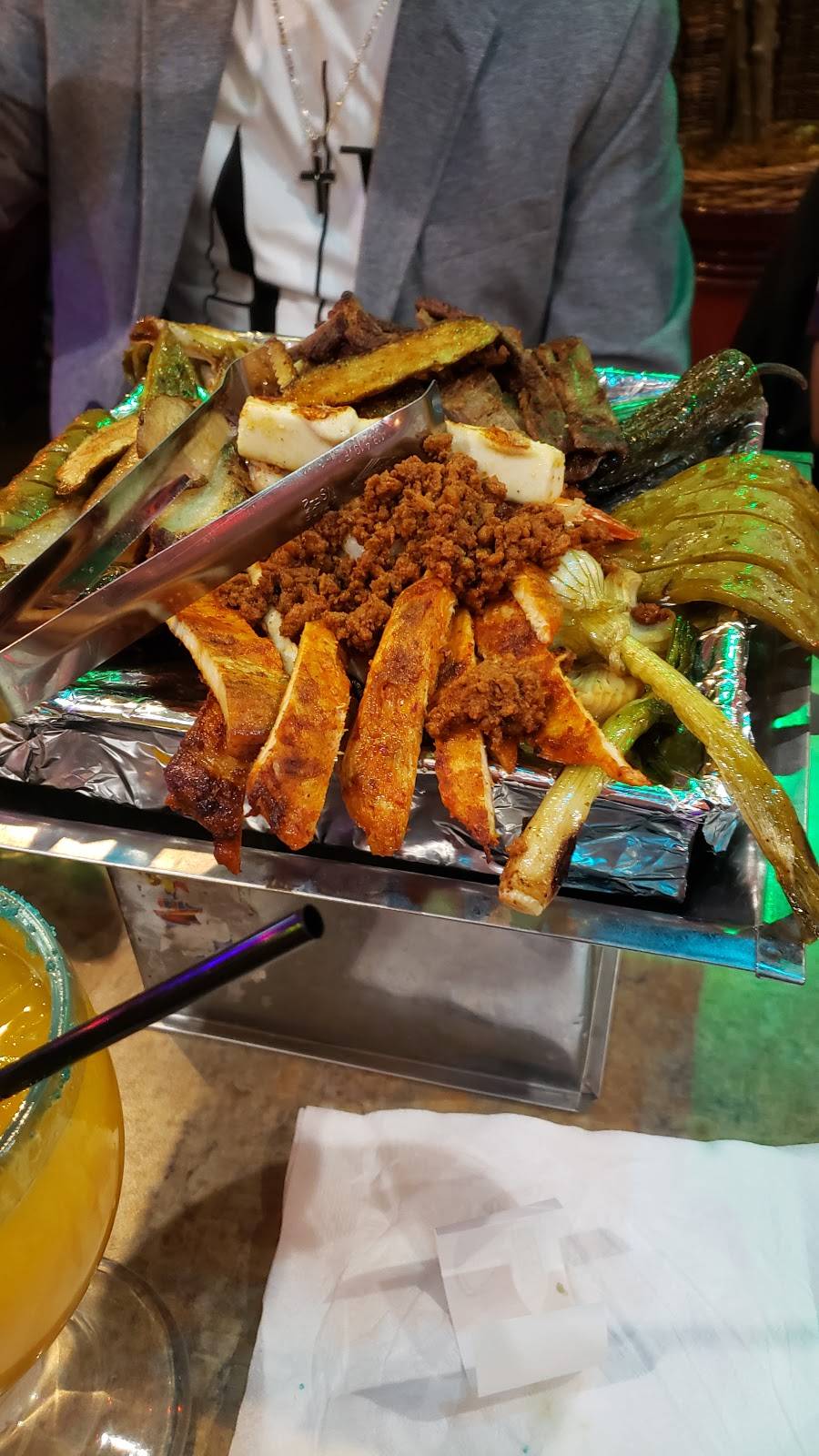 Camino Real mexican restaurant y mariscos | restaurant | 2518 Allen Blvd, Middleton, WI 53562, USA | 6088310528 OR +1 608-831-0528