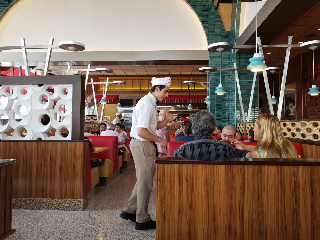 Rubys Diner | restaurant | 101 W Avenida Vista Hermosa, San Clemente, CA 92672, USA | 9494927829 OR +1 949-492-7829