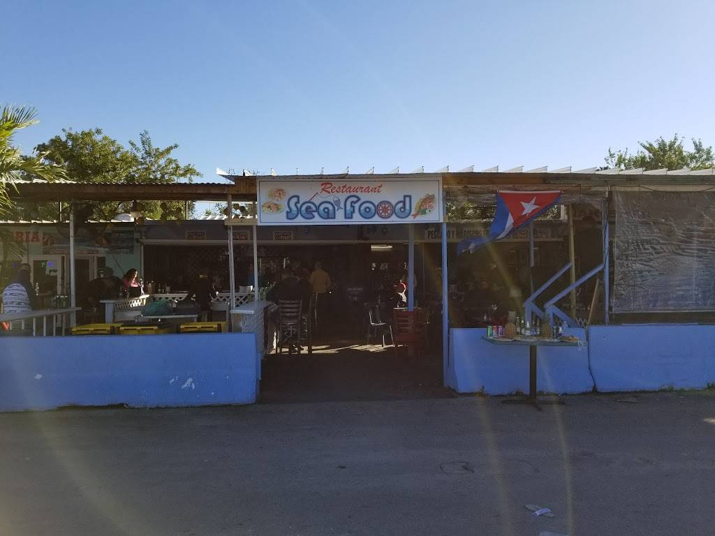 Los Ranchos Seafood Restaurant | restaurant | 12705 NW 42nd Ave, Opa-locka, FL 33054, USA | 7865174377 OR +1 786-517-4377