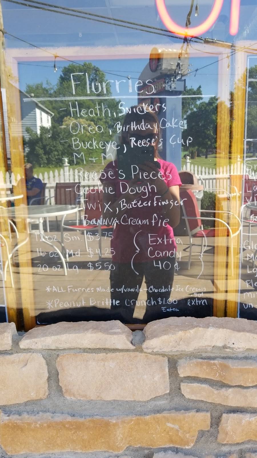 Freezer Fresh Drive In | restaurant | 1374, 820 W Main St, Crestline, OH 44827, USA | 4195129284 OR +1 419-512-9284