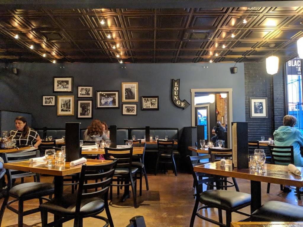 Black Duck Tavern | restaurant | 31 Warren Ave, East Providence, RI 02914, USA | 4014348703 OR +1 401-434-8703