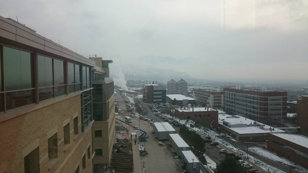 The Point Restaurant | restaurant | 2000 Cir of Hope Dr, Salt Lake City, UT 84112, USA | 8015850616 OR +1 801-585-0616