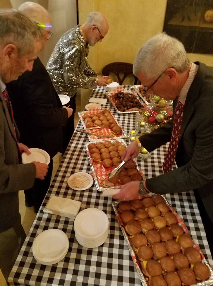 Hog-It-Up BBQ LLC | restaurant | 831 Beechwood Ln, Bluemont, VA 20135, USA | 5402077906 OR +1 540-207-7906