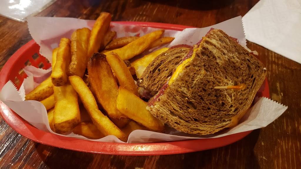 Opie Taylors | restaurant | 110 N Walnut St, Bloomington, IN 47404, USA | 8123337287 OR +1 812-333-7287