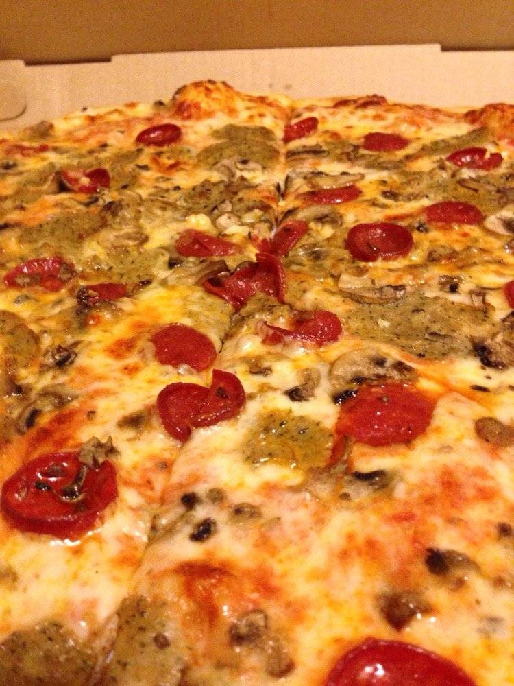 Flippin Pizza | restaurant | 800 W Broad St #103, Falls Church, VA 22046, USA | 7037528672 OR +1 703-752-8672