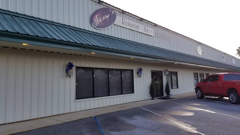 Sassys Restaurant | restaurant | 7635 MS-614, Moss Point, MS 39562, USA | 2285880800 OR +1 228-588-0800