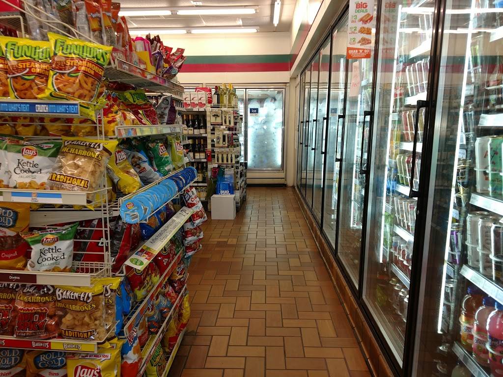 7-Eleven | bakery | 1350 N Mills Ave, Orlando, FL 32803, USA | 4078968273 OR +1 407-896-8273