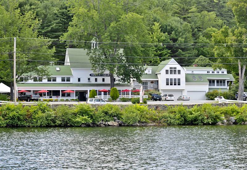Squam Lakeside Farm | restaurant | 1002 NH-25, Holderness, NH 03245, USA | 6039682121 OR +1 603-968-2121