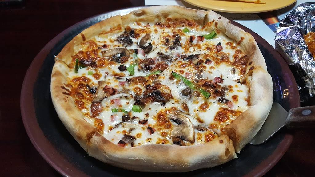 One Star Pizza & Chicken | restaurant | 821 N Euclid St, Anaheim, CA 92801, USA | 7149560077 OR +1 714-956-0077