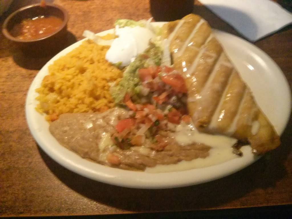 Maya | restaurant | 1240-1298 W Washington St, Pittsfield, IL 62363, USA | 2172854526 OR +1 217-285-4526