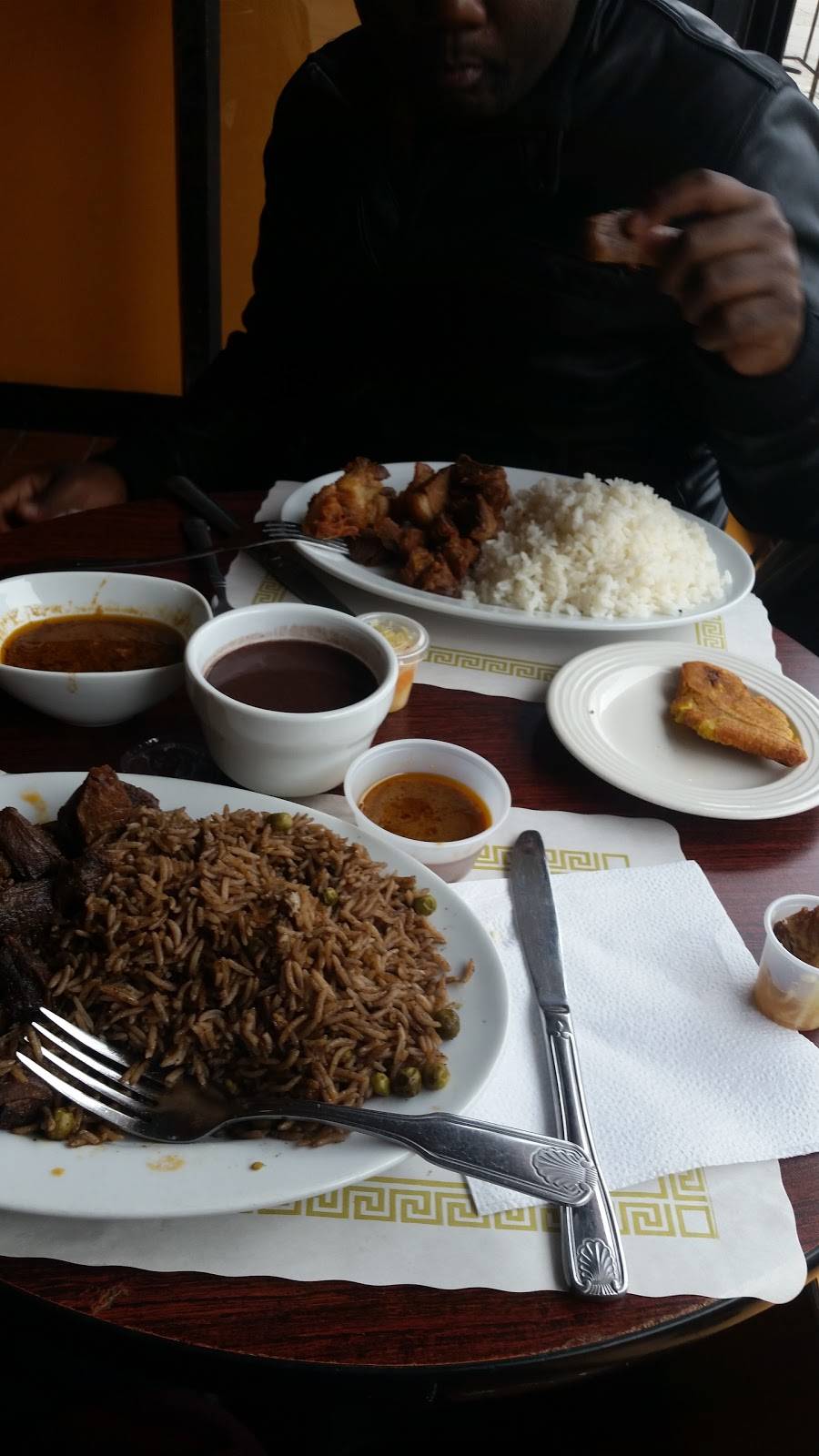 Harlem Karibe | meal takeaway | 2234 Adam Clayton Powell Jr Blvd, New York, NY 10027, USA | 2122835335 OR +1 212-283-5335