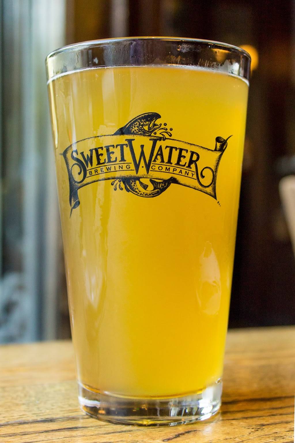 Atkins Park Restaurant & Bar | restaurant | 794 North Highland Avenue Northeast, Atlanta, GA 30306, USA | 4048767249 OR +1 404-876-7249