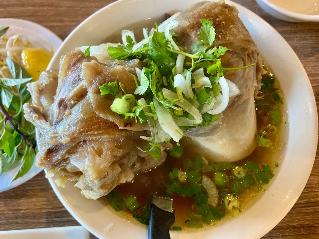 Bone & Broth - Vietnamese Pho Cuisine | restaurant | 4320 Mills Cir Suite A, Ontario, CA 91764, USA | 9094817272 OR +1 909-481-7272
