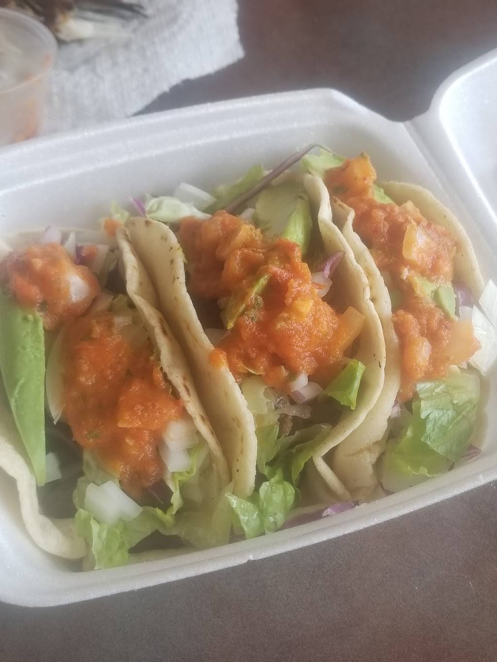 La llamarada mexican food | restaurant | 2877 Summer Ave, Memphis, TN 38112, USA | 9012624132 OR +1 901-262-4132