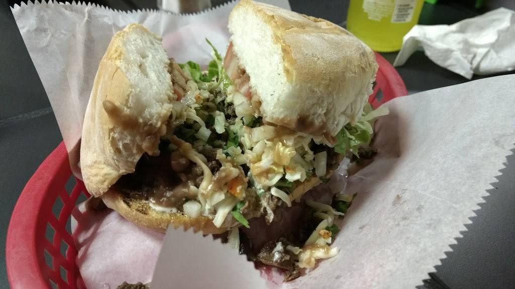 Taqueria La Zacatecana | restaurant | 3024 N California Ave, Chicago, IL 60618, USA | 7732798260 OR +1 773-279-8260