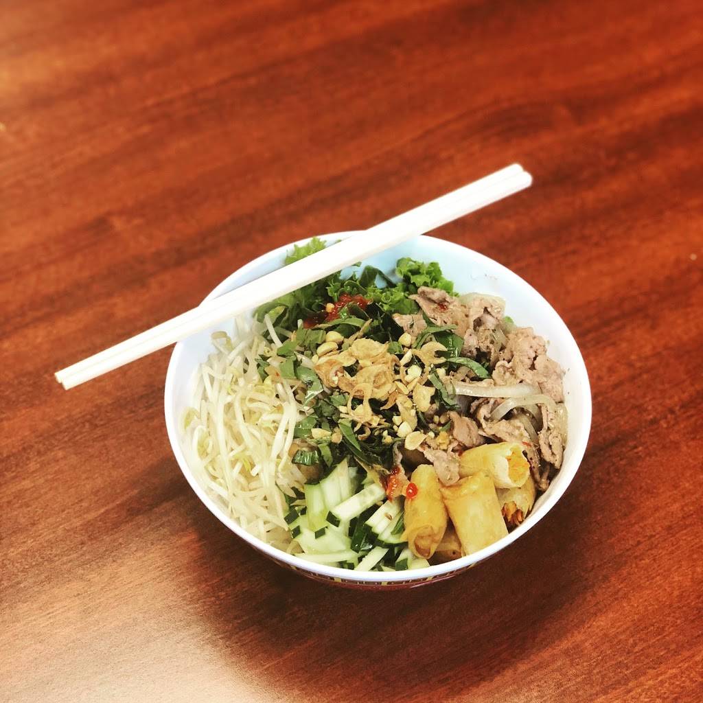 Phở Viet Nam | restaurant | 3636 Upton Ave, Toledo, OH 43613, USA | 4197202952 OR +1 419-720-2952