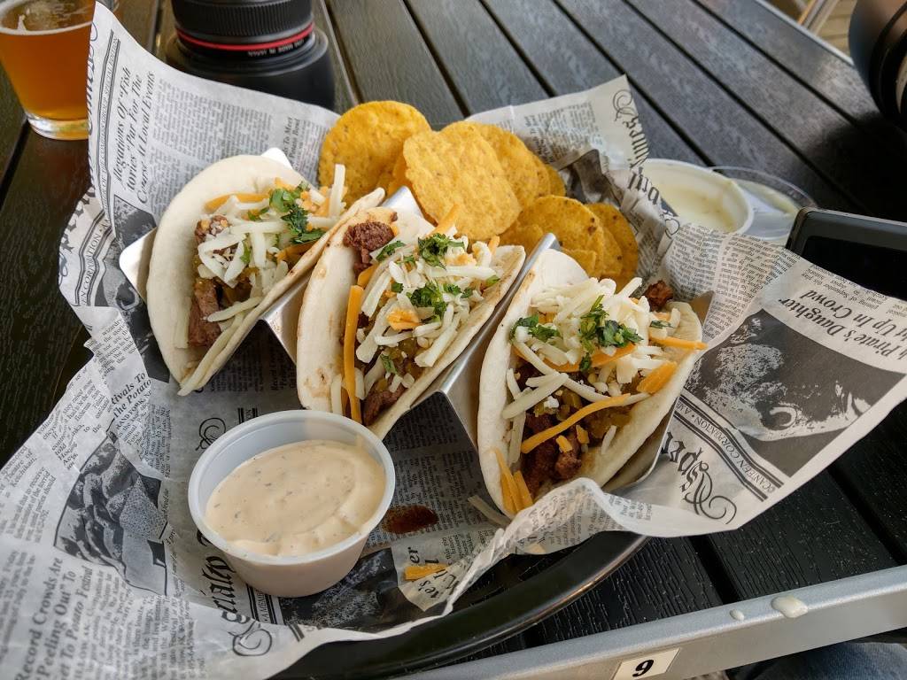 Sunset Grill | restaurant | 508 Erie St, Edinboro, PA 16412, USA | 8147341033 OR +1 814-734-1033