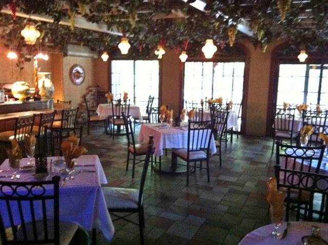 Tosis Restaurant | restaurant | 4337 Ridge Rd, Stevensville, MI 49127, USA | 2694293689 OR +1 269-429-3689