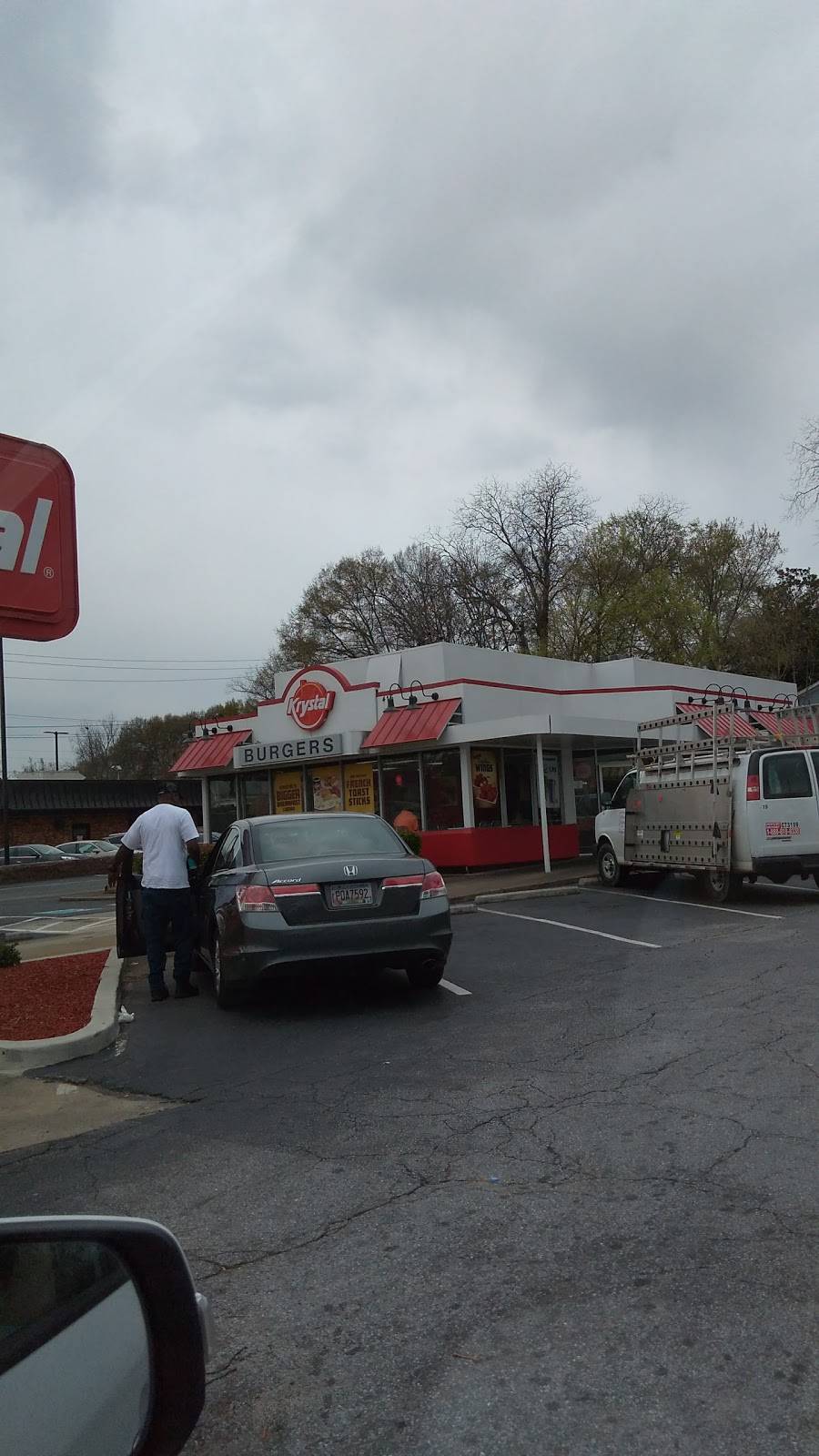 Krystal | meal takeaway | 415 Moreland Ave SE, Atlanta, GA 30316, USA | 4045243616 OR +1 404-524-3616