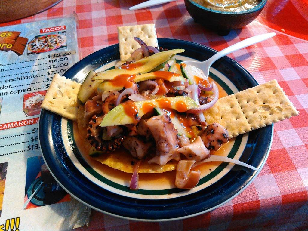 El Choforo Mariscos | restaurant | Primera artículo 123, Privada Niños Heroes esquina, Zona Centro, 22000 Tijuana Baja California, B.C., Mexico | 016644486120 OR +52 664 448 6120