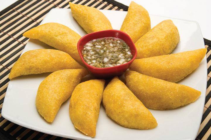 LOSPARCEROSFOOD COLOMBIAN | restaurant | 17886 TX-3, Webster, TX 77598, USA | 2816161438 OR +1 281-616-1438