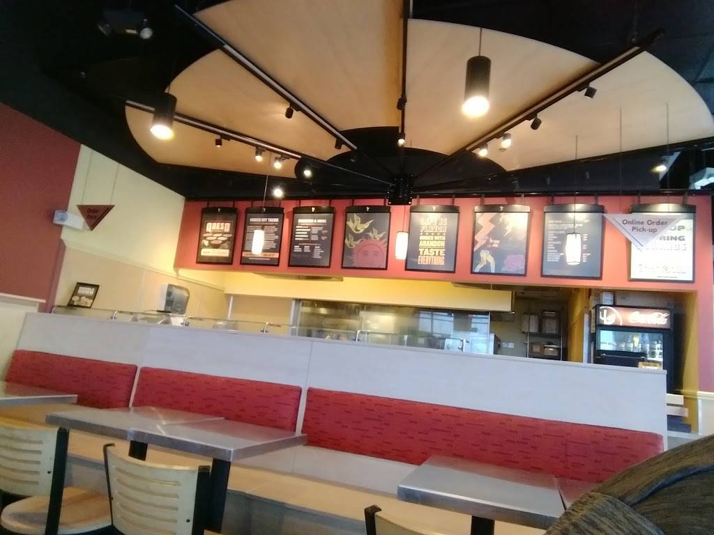 QDOBA Mexican Eats | restaurant | 3155 W Shore Dr Suite 60, Holland, MI 49424, USA | 6167864866 OR +1 616-786-4866