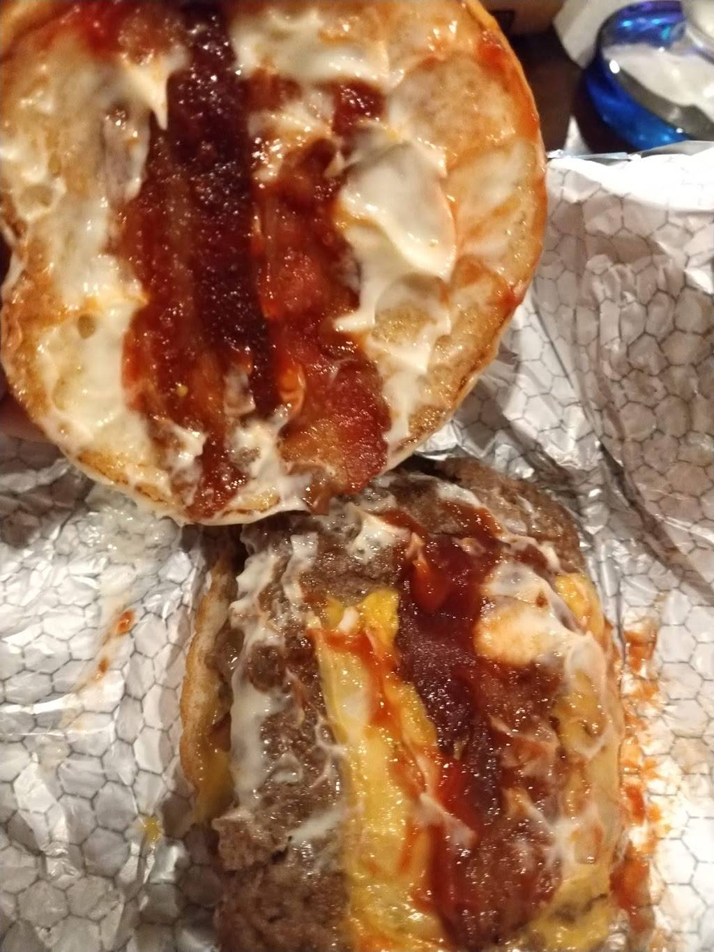 Wendys | restaurant | 22725 Orchard Lake Rd, Farmington, MI 48336, USA | 2484760554 OR +1 248-476-0554