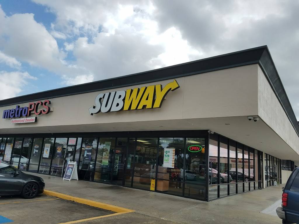 Subway Restaurants | restaurant | 10904 Scarsdale Blvd Suite 180 Scarsdale Village SC, Houston, TX 77089, USA | 2814847223 OR +1 281-484-7223