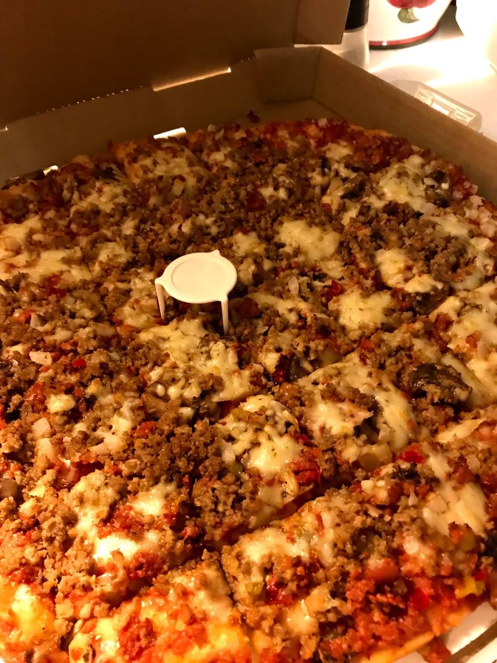 Pizza King | meal delivery | 500 S Memorial Dr, New Castle, IN 47362, USA | 7655296998 OR +1 765-529-6998