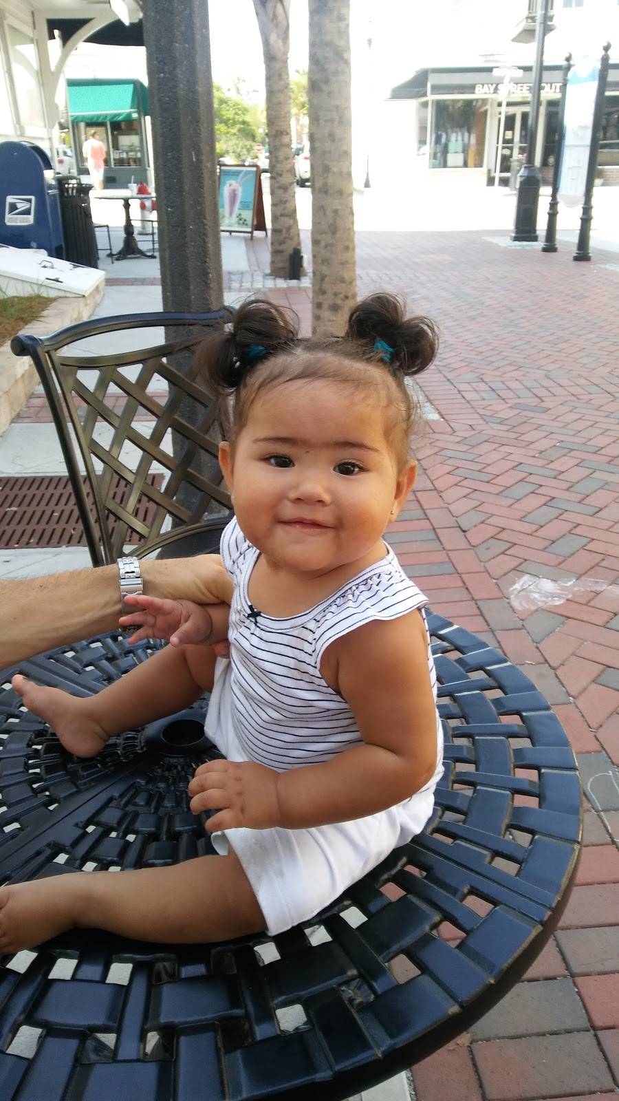 YoYos Ice Cream | restaurant | 101 Scott St, Beaufort, SC 29902, USA | 8435480300 OR +1 843-548-0300