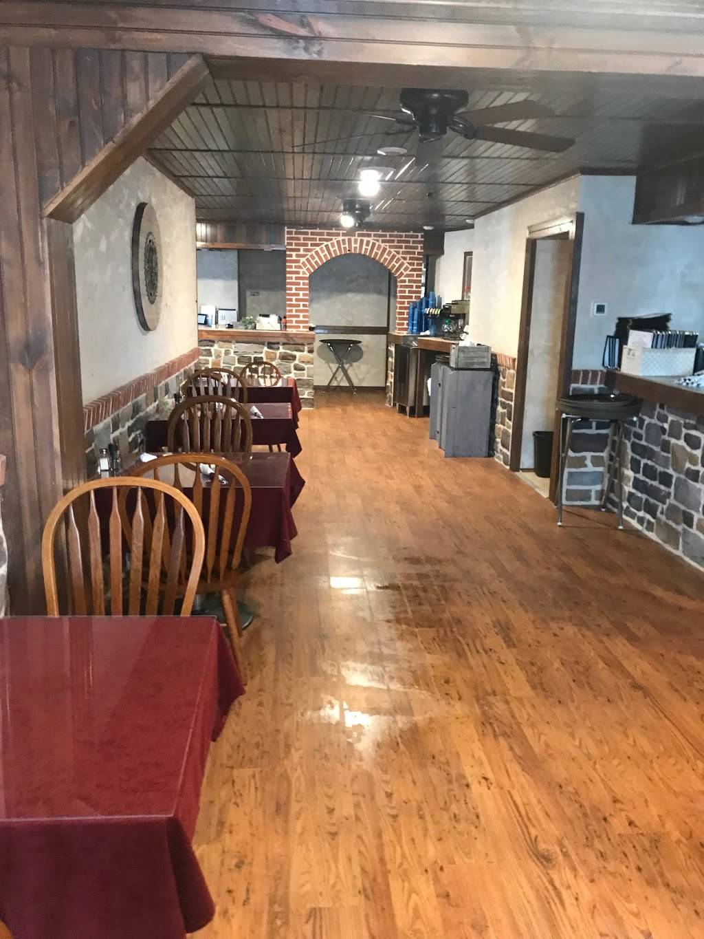 The National Hotel Pillow | restaurant | 177 Market St, Pillow, PA 17080, USA | 5707582703 OR +1 570-758-2703