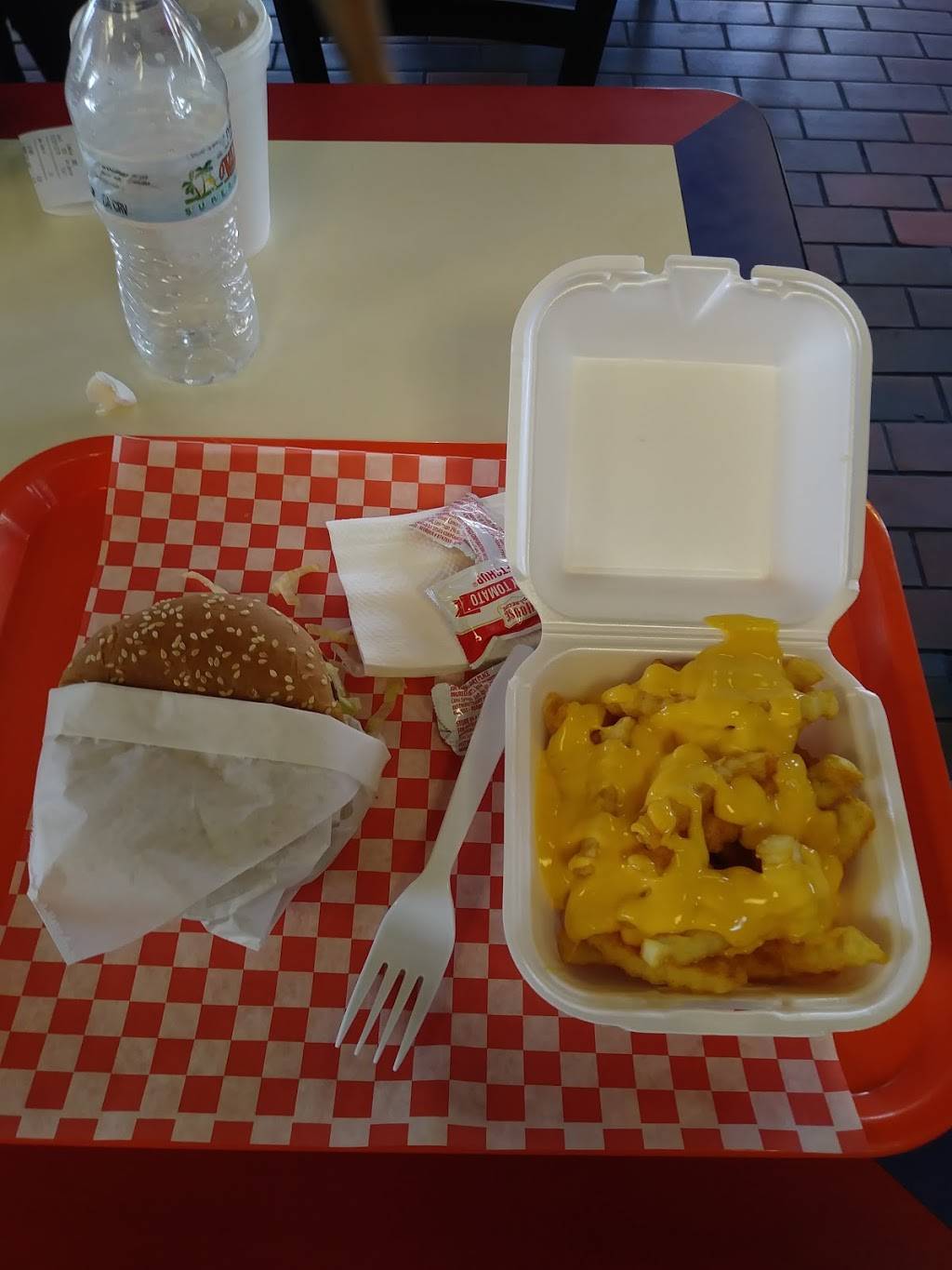 Frosty king columbus st | restaurant | 2111 Columbus St, Bakersfield, CA 93305, USA | 6618731234 OR +1 661-873-1234