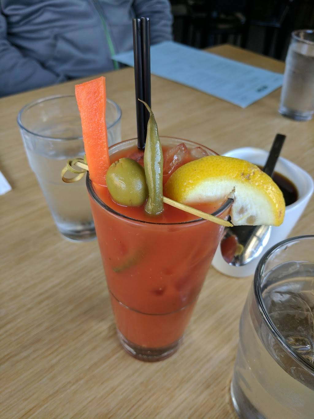 Heyday Bar & Restaurant | restaurant | 1372 31st Ave S, Seattle, WA 98144, USA | 2068299816 OR +1 206-829-9816