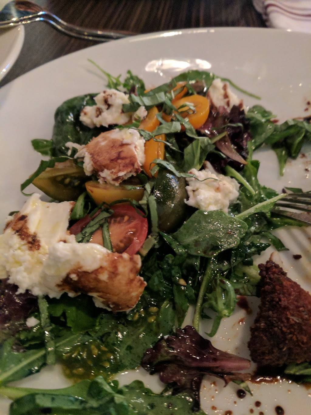 Ombretta Cucina + Vino | restaurant | 121 Lakeshore Rd W, Mississauga, ON L5H 1E9, Canada | 9052712017 OR +1 905-271-2017