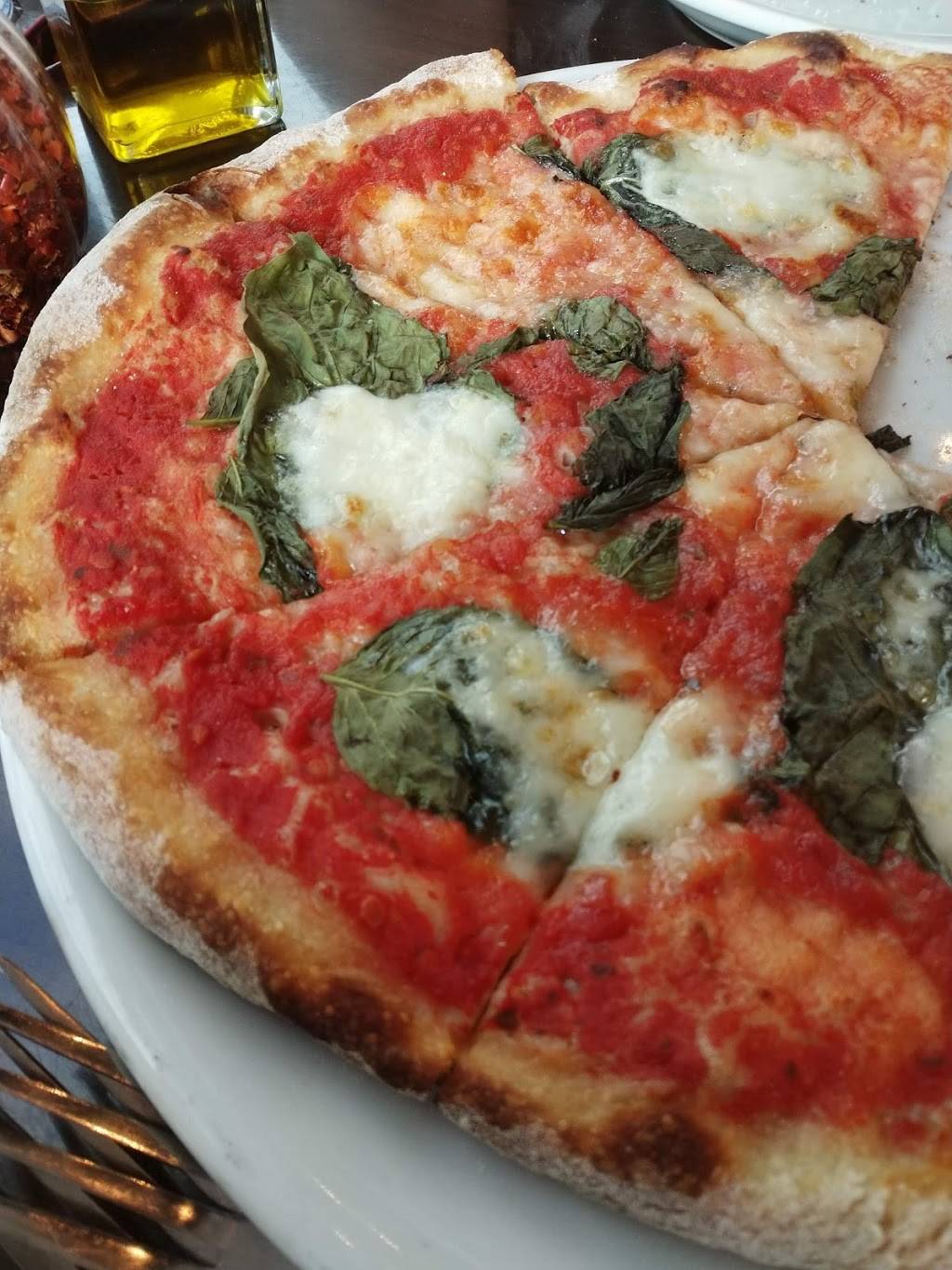 Avellinos Pizza | restaurant | 902 W College Ave #3506, Decatur, GA 30030, USA | 4042283285 OR +1 404-228-3285