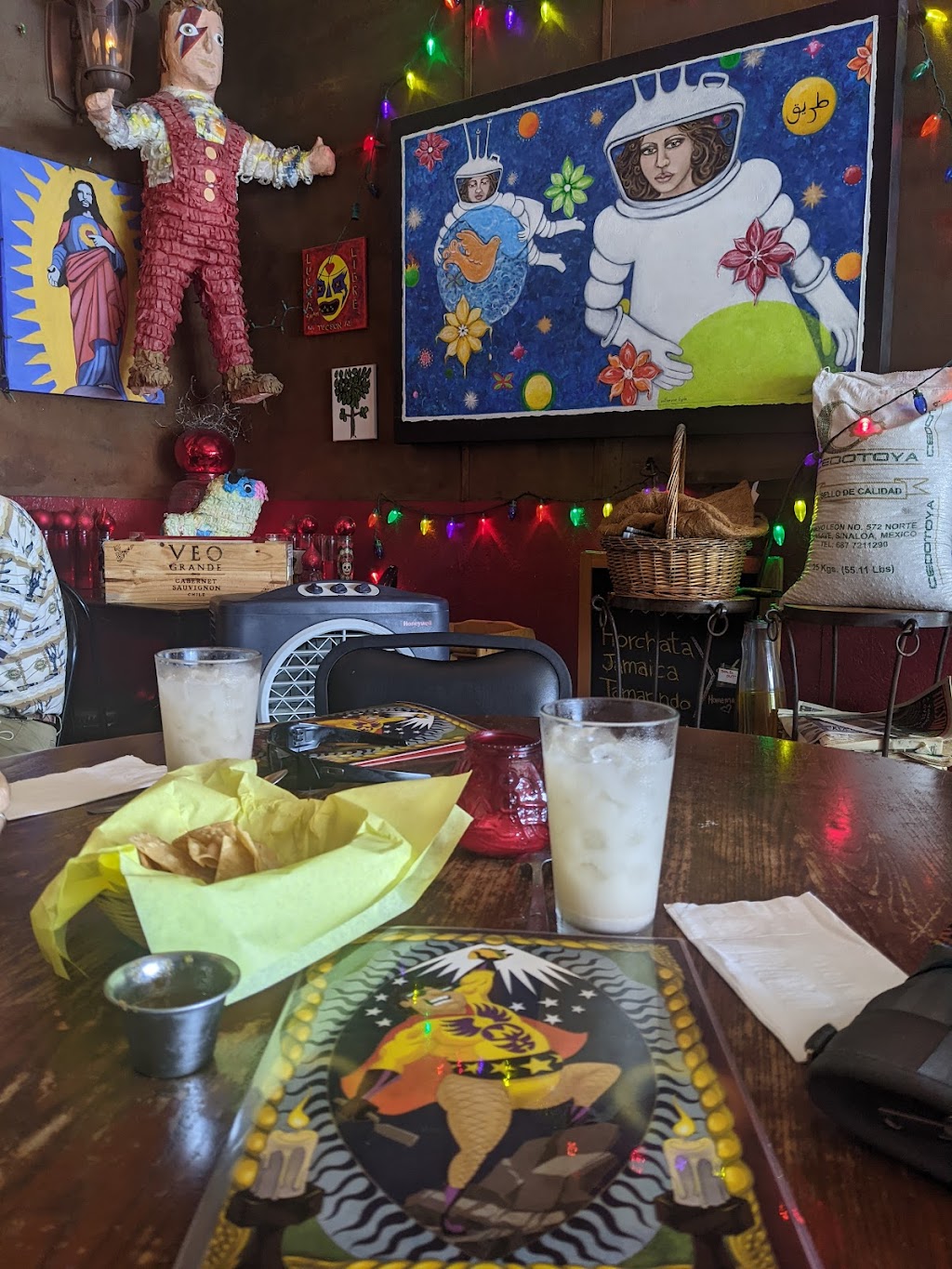 Martins Comida Chingona | restaurant | 557 N 4th Ave, Tucson, AZ 85705, USA | 5208847909 OR +1 520-884-7909