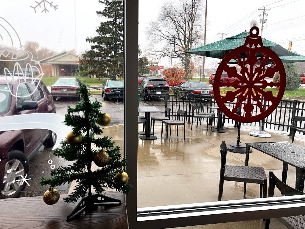 Starbucks | cafe | 4580 Elkhart Rd, Elkhart, IN 46517, USA | 5748759270 OR +1 574-875-9270