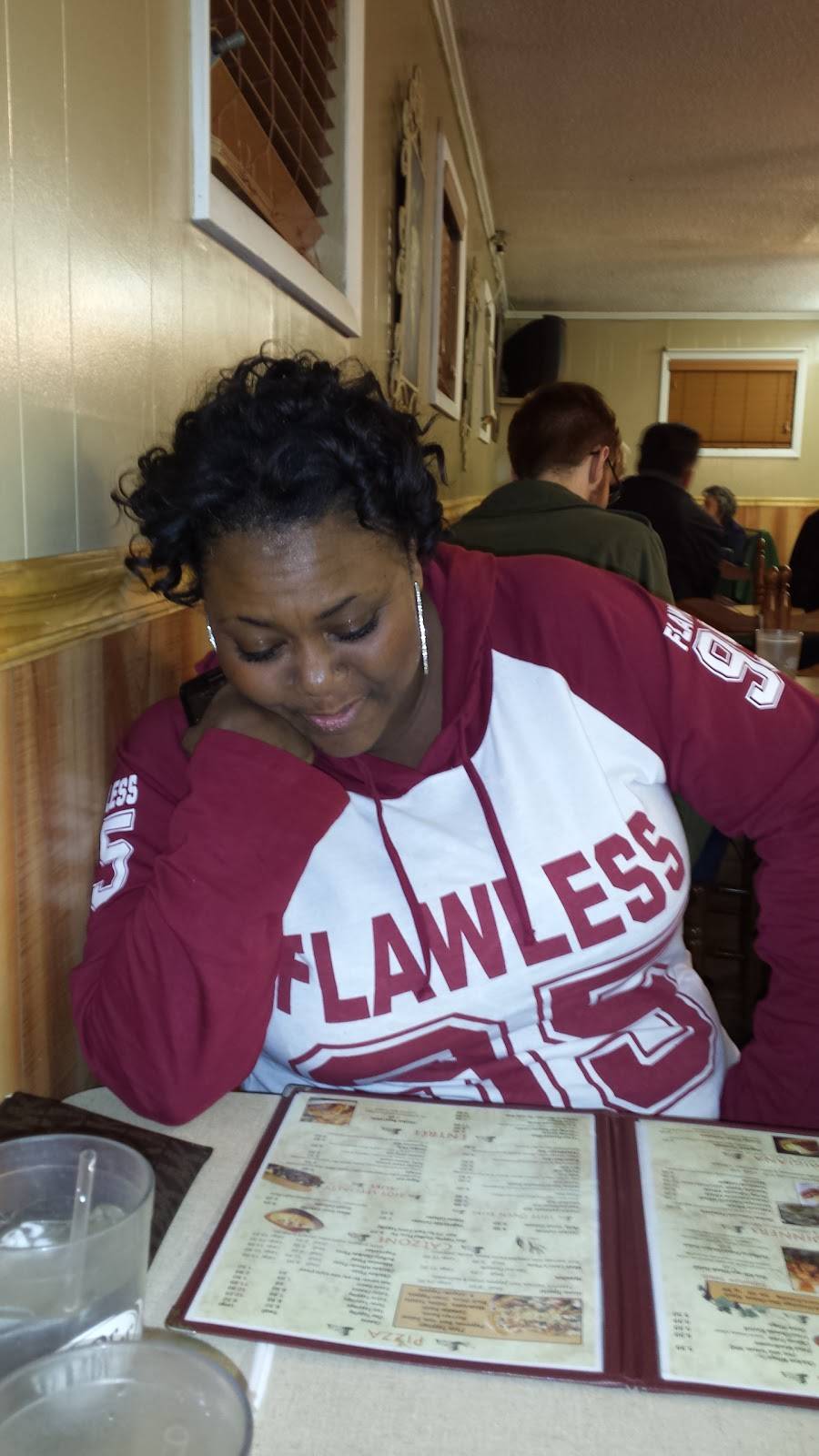 Petes Family Restaurant | restaurant | 415 S Main St, Jonesville, SC 29353, USA | 8646745606 OR +1 864-674-5606