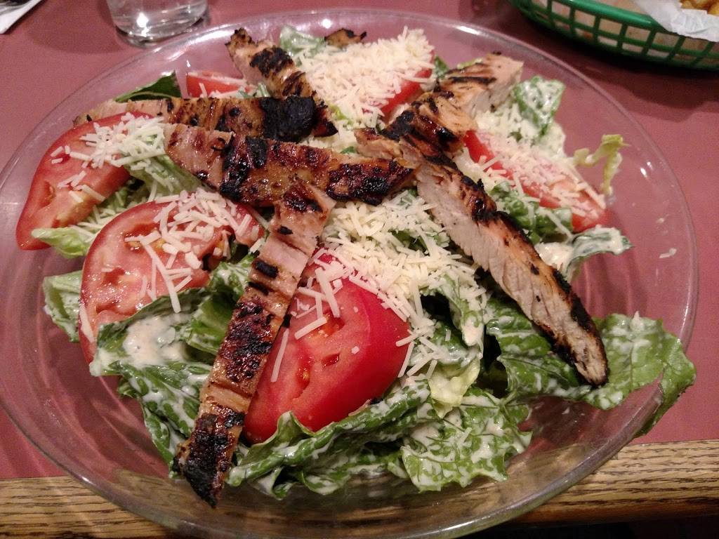 The Eire Pub | restaurant | 795 Adams St, Dorchester Center, MA 02124, USA | 6174360088 OR +1 617-436-0088